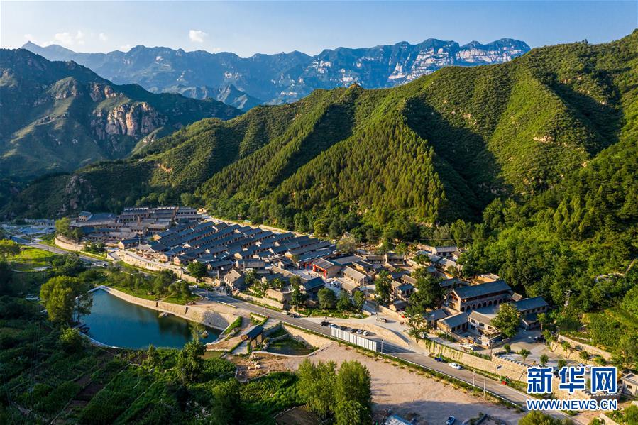 (新華全媒頭條·小康圓夢(mèng)·圖文互動(dòng))(1)恢宏史詩(shī)耀千秋——寫(xiě)在中國(guó)共產(chǎn)黨帶領(lǐng)中國(guó)人民全面建成小康社會(huì)之際