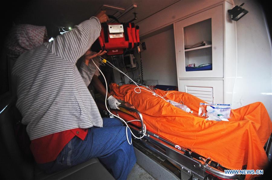 INDONESIA-TANGERANG-WALL COLLAPSE-EVACUATION