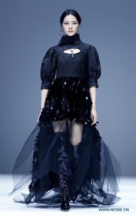 CHINA-BEIJING-GRADUATE FASHION WEEK (CN)