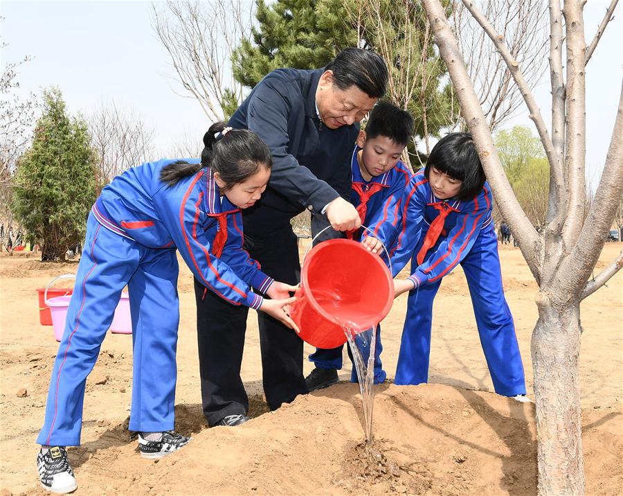 CHINA-BEIJING-LEADERS-TREE PLANTING (CN)