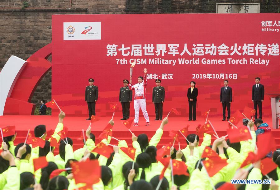 (SP)CHINA-WUHAN-7TH MILITARY WORLD GAMES-TORCH RELAY