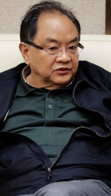 中央文史研究館館員、中國文聯(lián)原副主席、中國文藝評論家協(xié)會原主席、著名文藝評論家仲呈祥