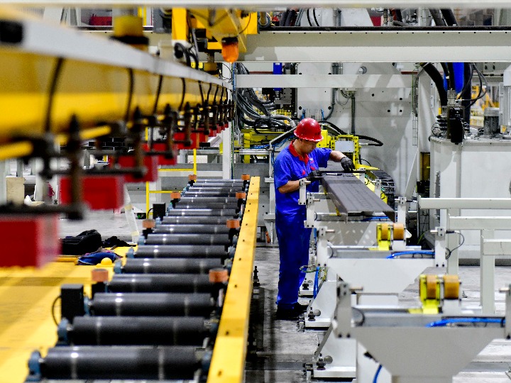 新華財經(jīng)|10月份我國工業(yè)企業(yè)利潤同比緣何能實(shí)現(xiàn)“三連增”？