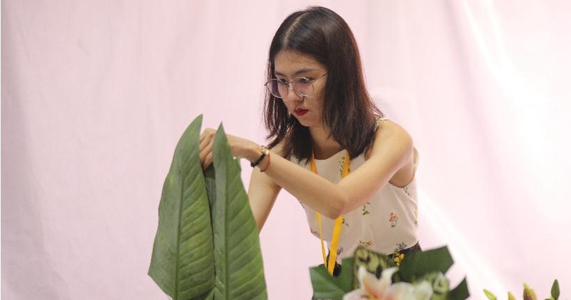 視頻|如此動(dòng)人，和百合來(lái)場(chǎng)約會(huì)吧！第三屆中國(guó)凌源百合節(jié)花藝大賽花絮