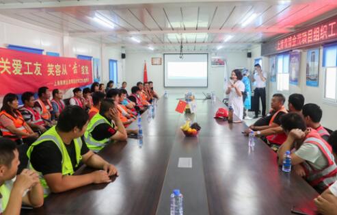 “小病挺，大病拖” 農(nóng)民工的健康保障如何破題？