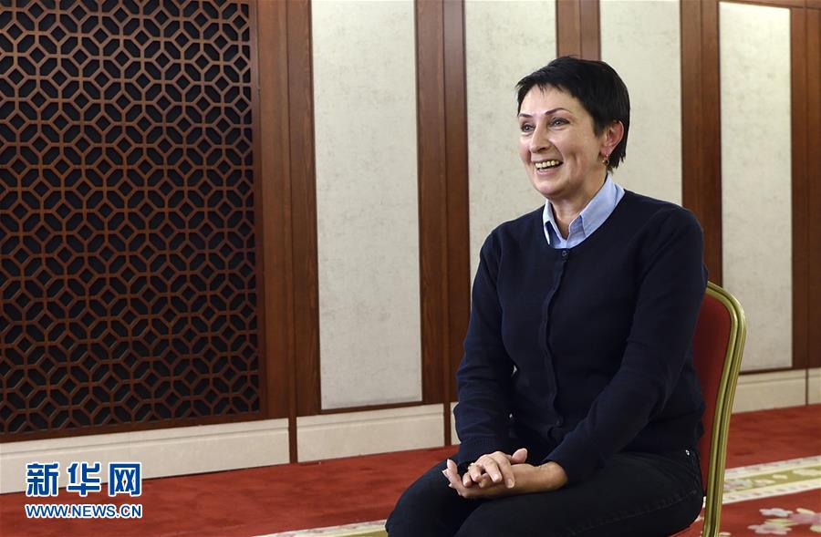 (圖文互動(dòng))(1)中國(guó)發(fā)展進(jìn)入新時(shí)代——9名外籍語(yǔ)言專家眼中的十九大報(bào)告