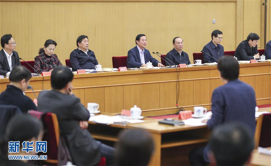 3月17日，中共中央政治局委員、中央書記處書記、中宣部部長劉奇葆在北京出席中華優(yōu)秀傳統(tǒng)文化傳承發(fā)展工作座談會(huì)。 新華社記者丁林?jǐn)z