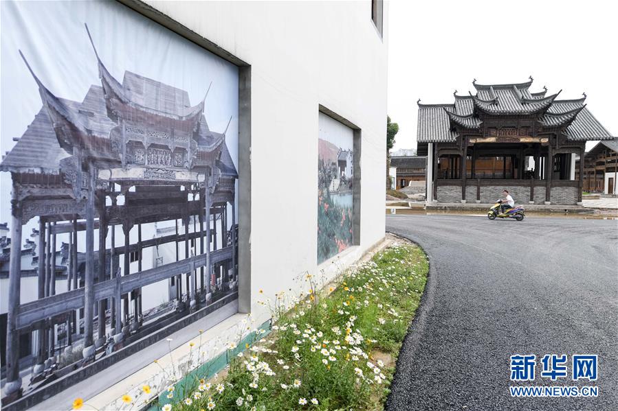 （新華全媒頭條·搶救古民居·圖文互動）（5）當古民居遇上城鎮(zhèn)化，如何留住鄉(xiāng)愁？