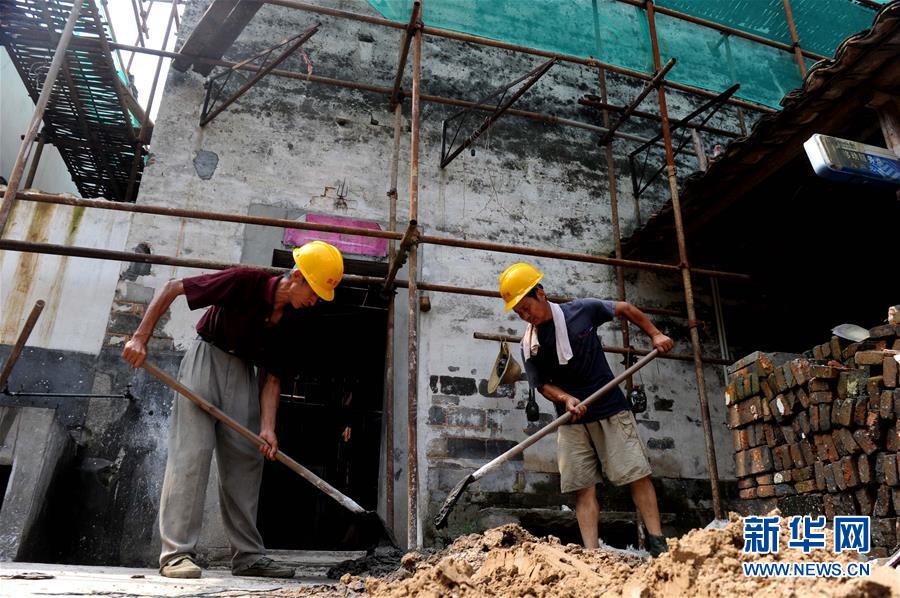 （新華全媒頭條·搶救古民居·圖文互動）（6）當古民居遇上城鎮(zhèn)化，如何留住鄉(xiāng)愁？