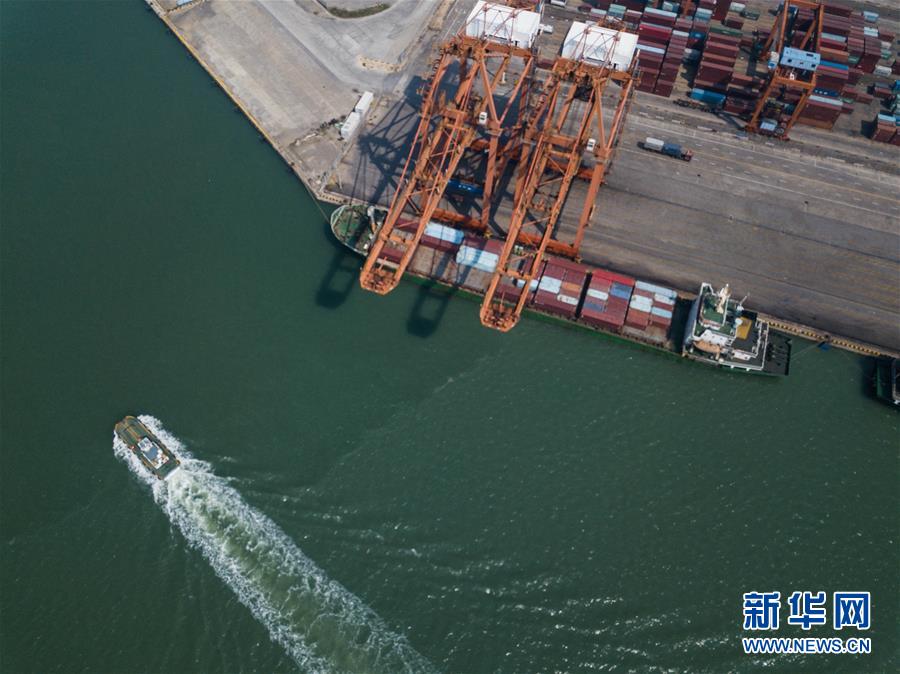 (新華全媒頭條·圖文互動)(輝煌60年·壯美新廣西)(1)大開放引領(lǐng)歷史性跨越——從壯鄉(xiāng)巨變看中國發(fā)展的力量