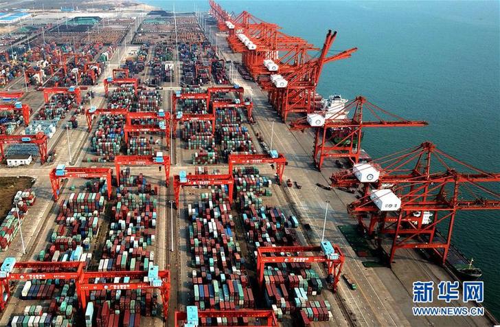 (輝煌60年·壯美新廣西·圖文互動)(1)從南方大港夢到鐵海聯(lián)運(yùn)樞紐——廣西北部灣發(fā)展站上新臺階