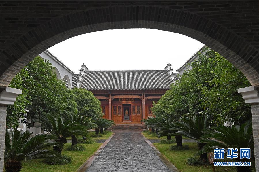 (慶祝改革開放40周年基層行·學(xué)校篇·圖文互動(dòng))(6)白鷺洲中學(xué)40年:書院教育的時(shí)代探索