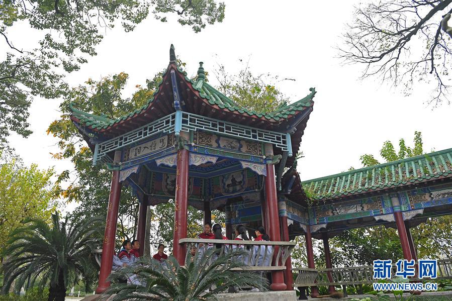 (慶祝改革開放40周年基層行·學(xué)校篇·圖文互動(dòng))(8)白鷺洲中學(xué)40年:書院教育的時(shí)代探索