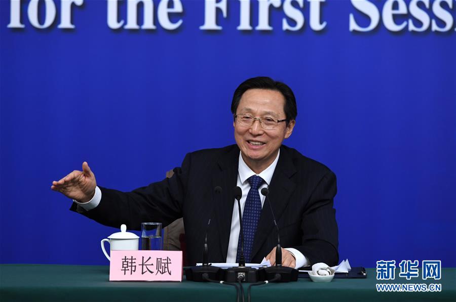 (兩會(huì))(5)農(nóng)業(yè)部部長(zhǎng)韓長(zhǎng)賦等就“實(shí)施鄉(xiāng)村振興戰(zhàn)略 推動(dòng)農(nóng)業(yè)轉(zhuǎn)型升級(jí)”答記者問(wèn)
