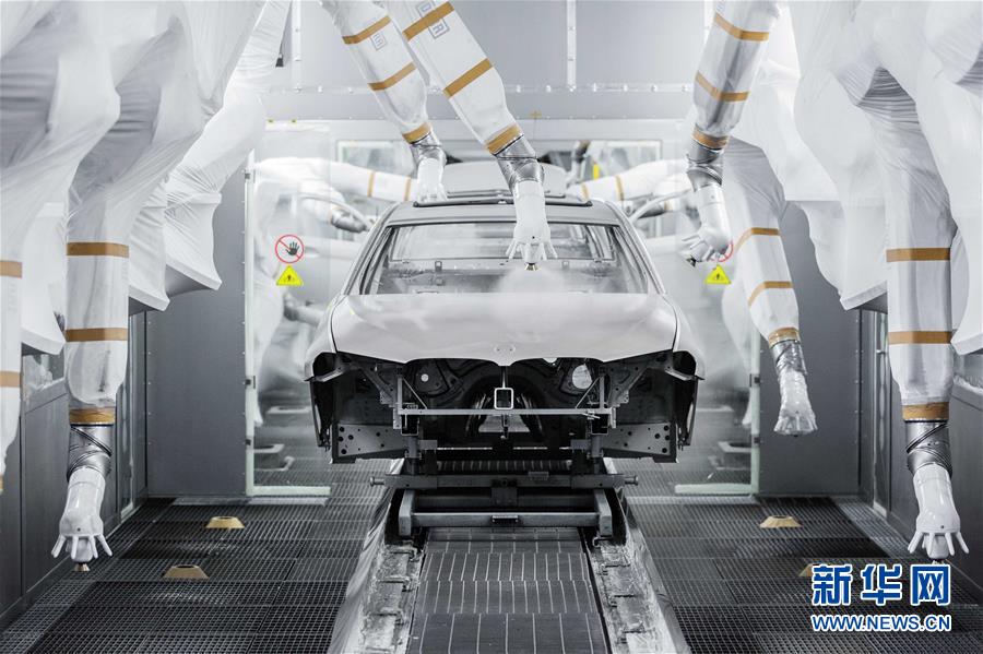 (新華全媒頭條·迎接兩會特別報道·圖文互動)(9)會當水擊三千里——全國兩會前夕看中國信心