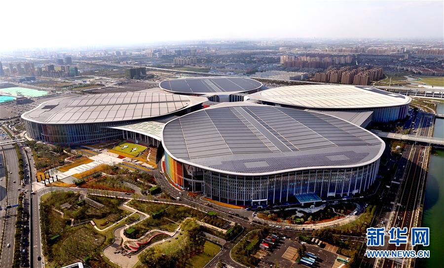 (新華全媒頭條·壯麗70年 奮斗新時代——推動高質(zhì)量發(fā)展調(diào)研行·圖文互動)(1)百尺竿頭再登攀——高質(zhì)量發(fā)展的“上海答卷”