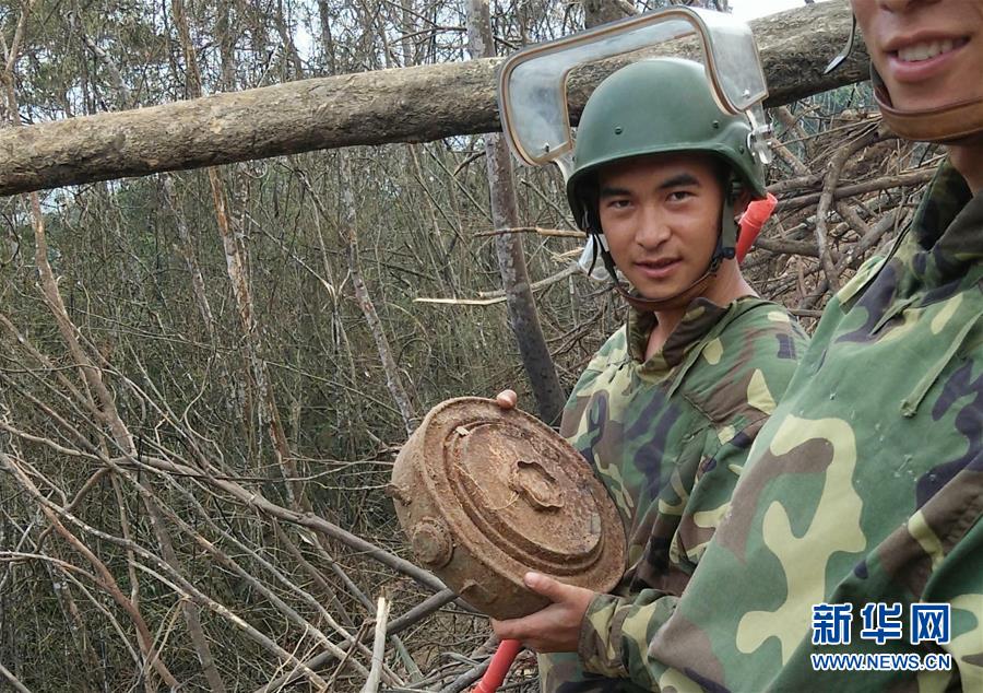 (時(shí)代先鋒·圖文互動(dòng))(2)新時(shí)代最可愛的人——記陸軍某掃雷排爆大隊(duì)英雄戰(zhàn)士杜富國