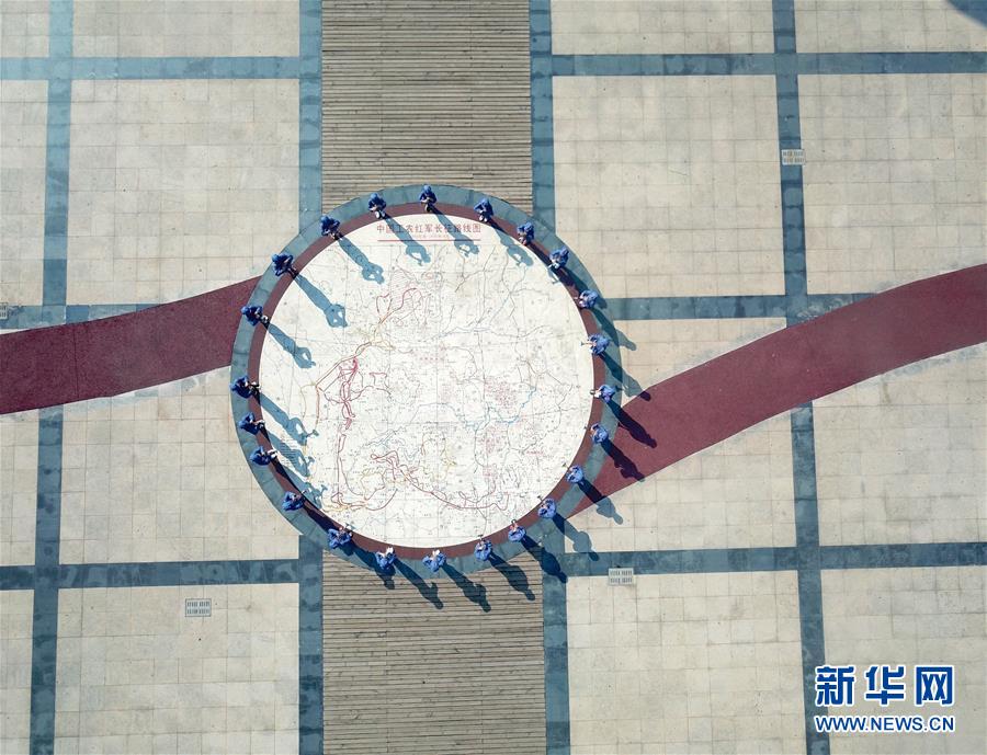 (新華全媒頭條·壯麗70年·奮斗新時(shí)代——記者再走長(zhǎng)征路·圖文互動(dòng))(6)跨越“第一渡” 長(zhǎng)征出發(fā)地“換了人間”