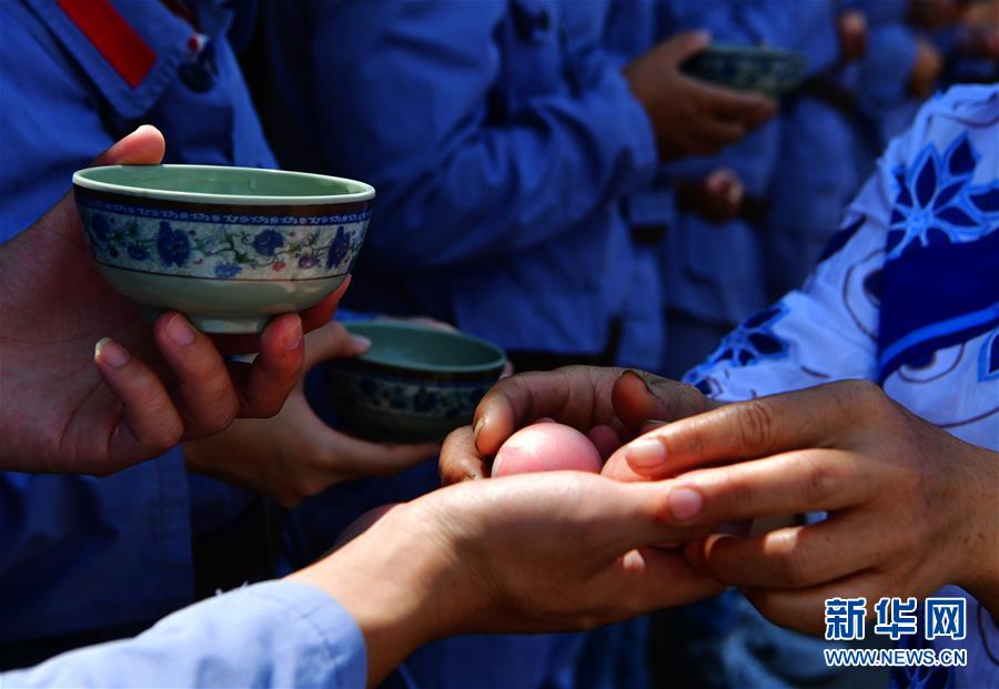 （新華全媒頭條·不忘初心、牢記使命——記者再走長征路·圖文互動）（4）風展紅旗如畫——來自長征出發(fā)地長汀、寧化的紅色信仰報告 