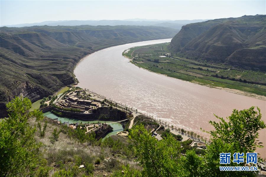 （新華全媒頭條·壯麗70年·奮斗新時(shí)代——記者再走長(zhǎng)征路·圖文互動(dòng)）（10）紅星，從這里照耀中國(guó)——陜北見(jiàn)證中國(guó)革命的歷史轉(zhuǎn)折
