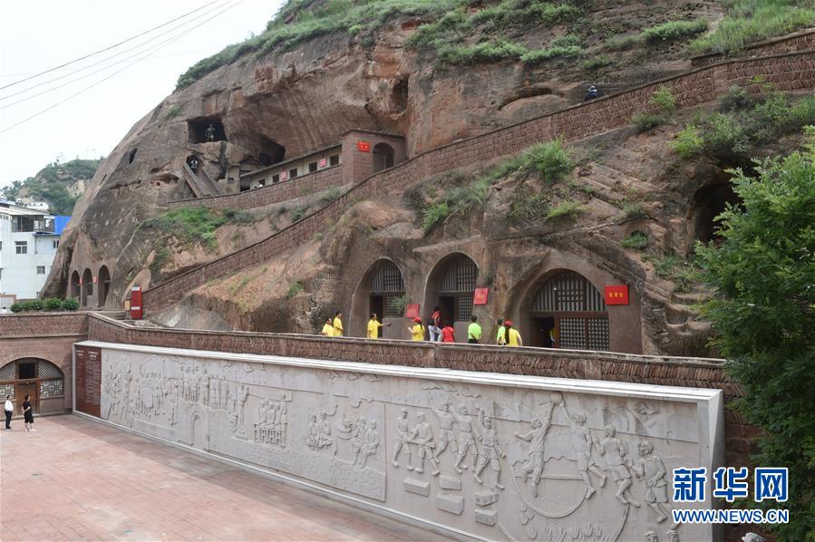 （新華全媒頭條·壯麗70年·奮斗新時(shí)代——記者再走長(zhǎng)征路·圖文互動(dòng)）（12）紅星，從這里照耀中國(guó)——陜北見(jiàn)證中國(guó)革命的歷史轉(zhuǎn)折