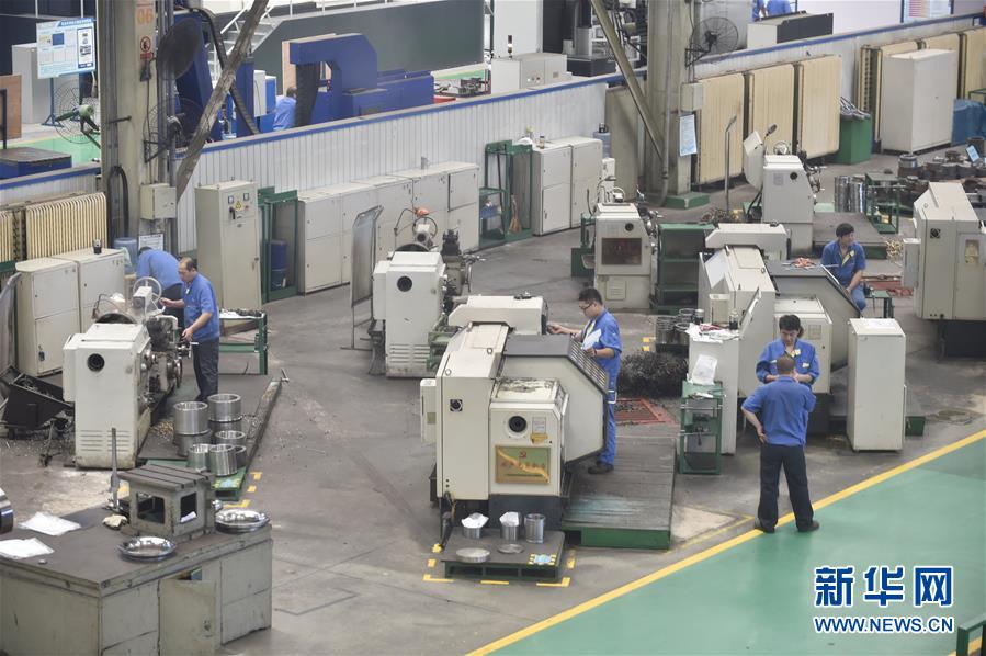 (新華全媒頭條·壯麗70年 奮斗新時代——推動高質(zhì)量發(fā)展調(diào)研行·圖文互動)(4)潮平兩岸闊 奮楫正當(dāng)時——來自遼寧的高質(zhì)量發(fā)展實踐