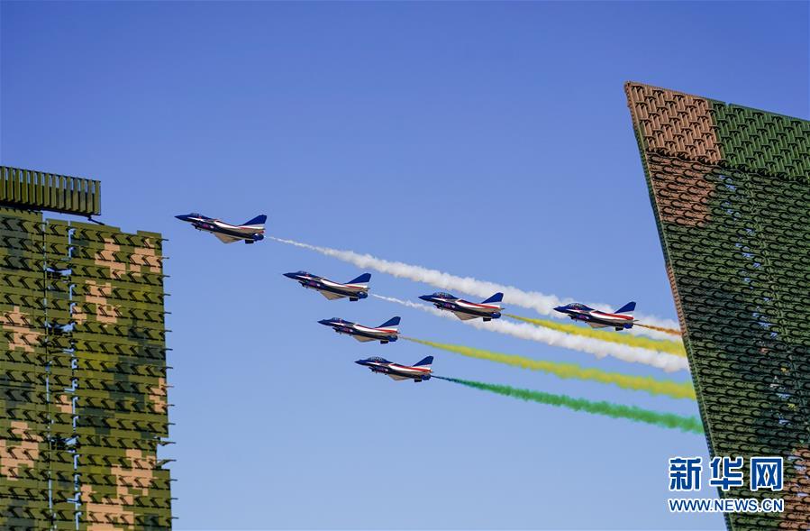 (圖文互動)(1)空軍航空開放活動向老百姓展現(xiàn)強國興軍之美