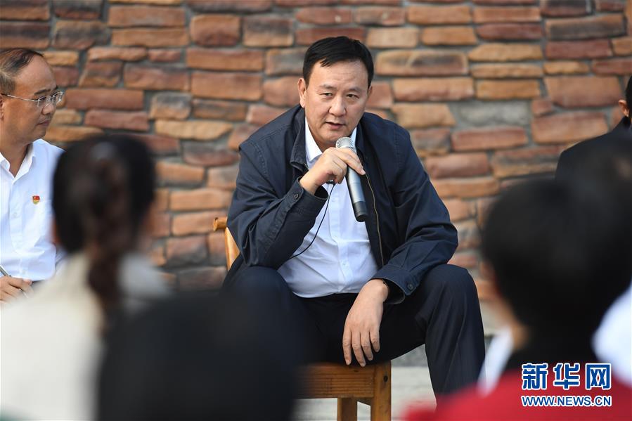 (四中全會精神在基層·圖文互動)(2)學(xué)習(xí)貫徹黨的十九屆四中全會精神中央宣講團(tuán)在湖南宣講