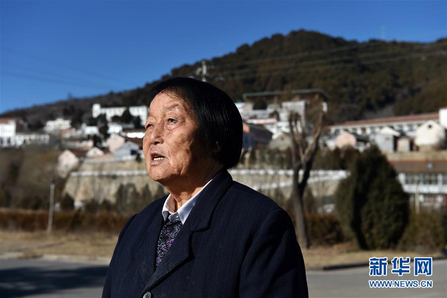 (新華全媒頭條·兩會(huì)特別報(bào)道·圖文互動(dòng))(1)向著夢想的接力——“90歲”與“95后”代表的“對話”