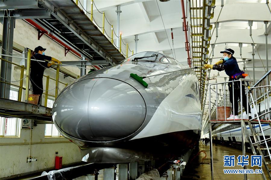 (新春走基層)(3)福建鐵路部門(mén):保安全 迎春運(yùn)