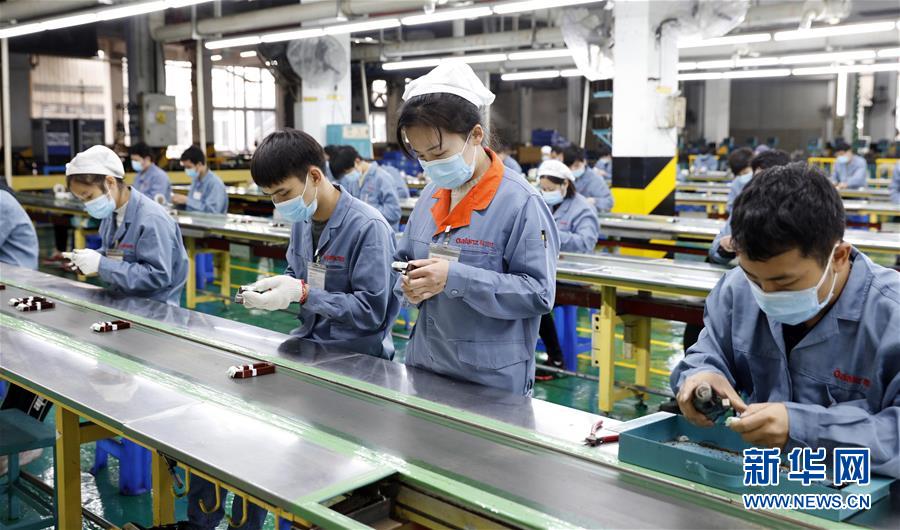 (來自經(jīng)濟前沿的故事·企業(yè)復工復產(chǎn)·圖文互動)(1)“這次復工終生難忘”——廣東格蘭仕安全員復工記