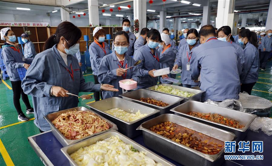 (來自經(jīng)濟前沿的故事·企業(yè)復工復產(chǎn)·圖文互動)(2)“這次復工終生難忘”——廣東格蘭仕安全員復工記