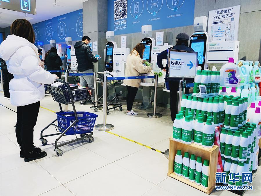 （圖文互動）（2）吃粉擼串，商圈&ldquo;打卡&rdquo;，動車出廠&mdash;&mdash;湖南&ldquo;標(biāo)簽&rdquo;復(fù)蘇記