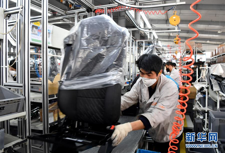 （圖文互動(dòng)）（7）“春天到了，熟悉的生活正在慢慢回來”——陜西多地復(fù)產(chǎn)復(fù)工一線見聞