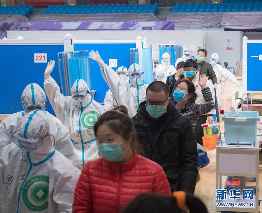 （新華全媒頭條·圖文互動）（10）一鼓作氣，不勝不休！——寫在疫情防控阻擊戰(zhàn)的關(guān)鍵時刻