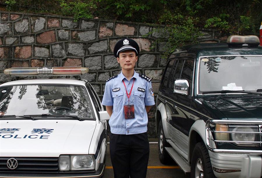 （為了民族復(fù)興·英雄烈士譜·圖文互動(dòng)）張寧海：“請(qǐng)跟我走，我來為大家照亮……”