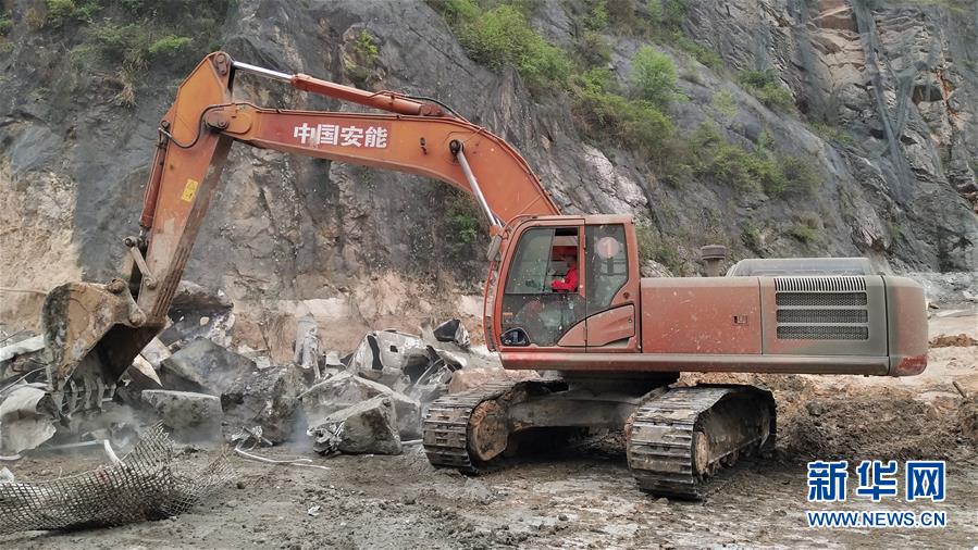 (新華網(wǎng))(1)貴陽混凝土公司滑塌事件搜救結束