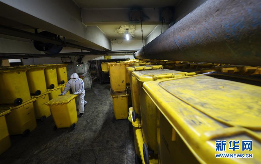 (聚焦疫情防控·圖文互動)(18)“隱蔽”防線上的阻擊戰(zhàn)——武漢醫(yī)療廢物處理從“全線告急”到“日產(chǎn)日清”