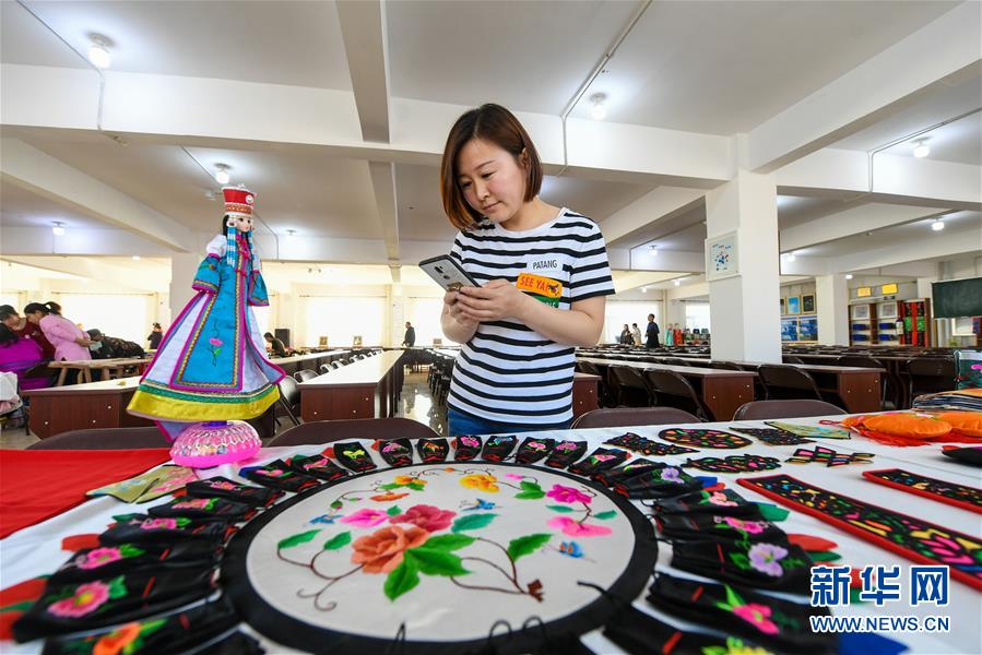 (新華全媒頭條·圖文互動)(13)內(nèi)蒙古貧困旗縣全部“摘帽”