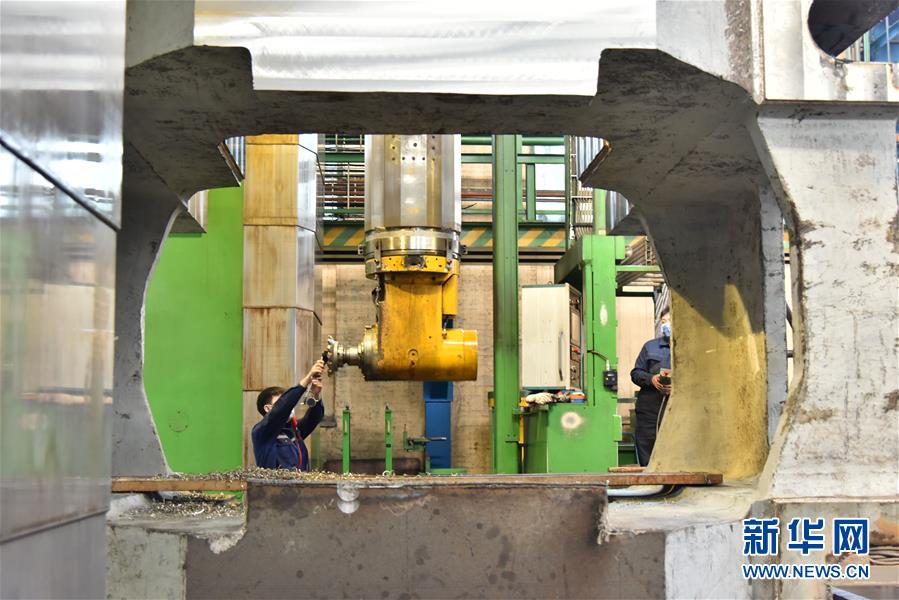 (聚焦復(fù)工復(fù)產(chǎn)·圖文互動(dòng))(3)“大國重器”生產(chǎn)如火如荼——裝備制造業(yè)基地齊齊哈爾加快復(fù)工復(fù)產(chǎn)見聞