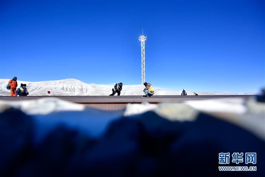（新華全媒頭條&middot;圖文互動）（6）用腳步和忠誠守護(hù)雪域天路&mdash;&mdash;記青藏鐵路望昆線路車間副主任于本蕃