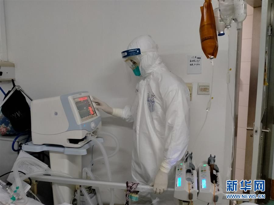 （在習(xí)近平新時(shí)代中國特色社會(huì)主義思想指引下&mdash;&mdash;新時(shí)代新作為新篇章&middot;習(xí)近平總書記關(guān)切事&middot;圖文互動(dòng)）（2）青春的顏色是什么？