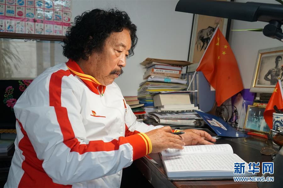 (抗疫中的真善美·圖文互動)75歲老人的戰(zhàn)“疫”正能量