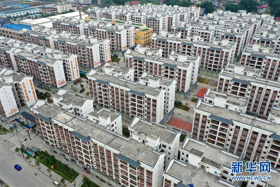 (在習(xí)近平新時(shí)代中國(guó)特色社會(huì)主義思想指引下——新時(shí)代新作為新篇章·習(xí)近平總書記關(guān)切事·圖文互動(dòng))(5)讓每一個(gè)角落都感受到幸福的溫情——人口較少民族在脫貧攻堅(jiān)大潮中的奮進(jìn)故事