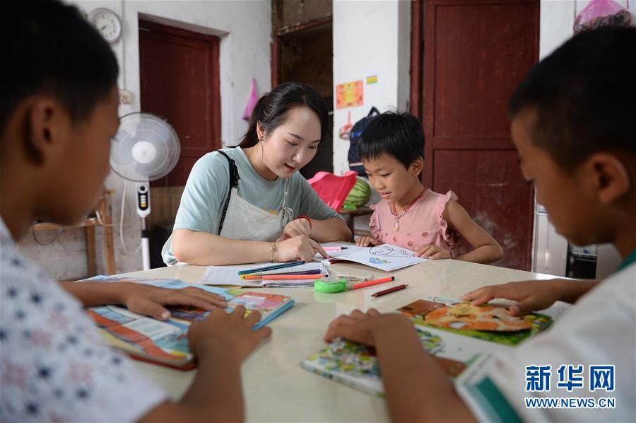 （圖文互動）（3）湘南深山，堅守扶貧一線的黨員之家
