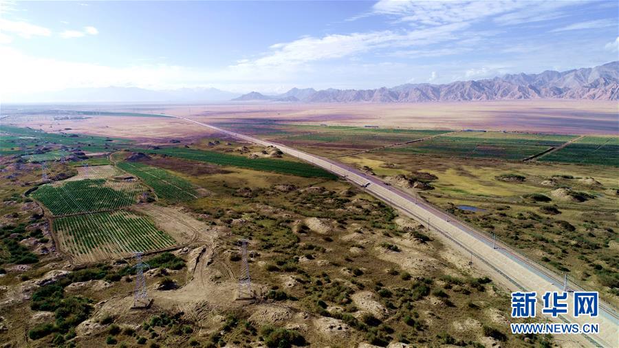 (圖文互動(dòng))(3)格庫鐵路青海段正式開通運(yùn)營