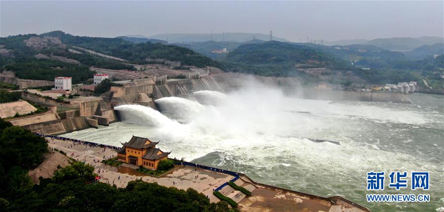 (社會(huì))(1)黃河小浪底洪水調(diào)度運(yùn)用模式平穩(wěn)演進(jìn)