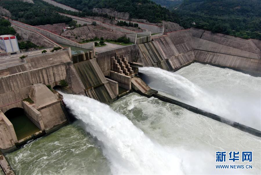 (社會(huì))(2)黃河小浪底洪水調(diào)度運(yùn)用模式平穩(wěn)演進(jìn)