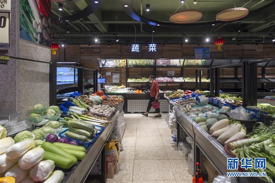 （圖文互動(dòng)）（1）告別臟亂，留住溫情——上海鬧市小菜場見聞