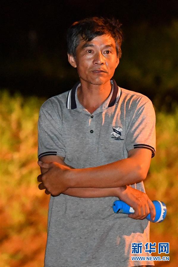 (防汛抗洪·圖文互動(dòng))(3)“保衛(wèi)家園,誰(shuí)都不能是旁觀者”——夜訪洞庭湖大堤防汛一線